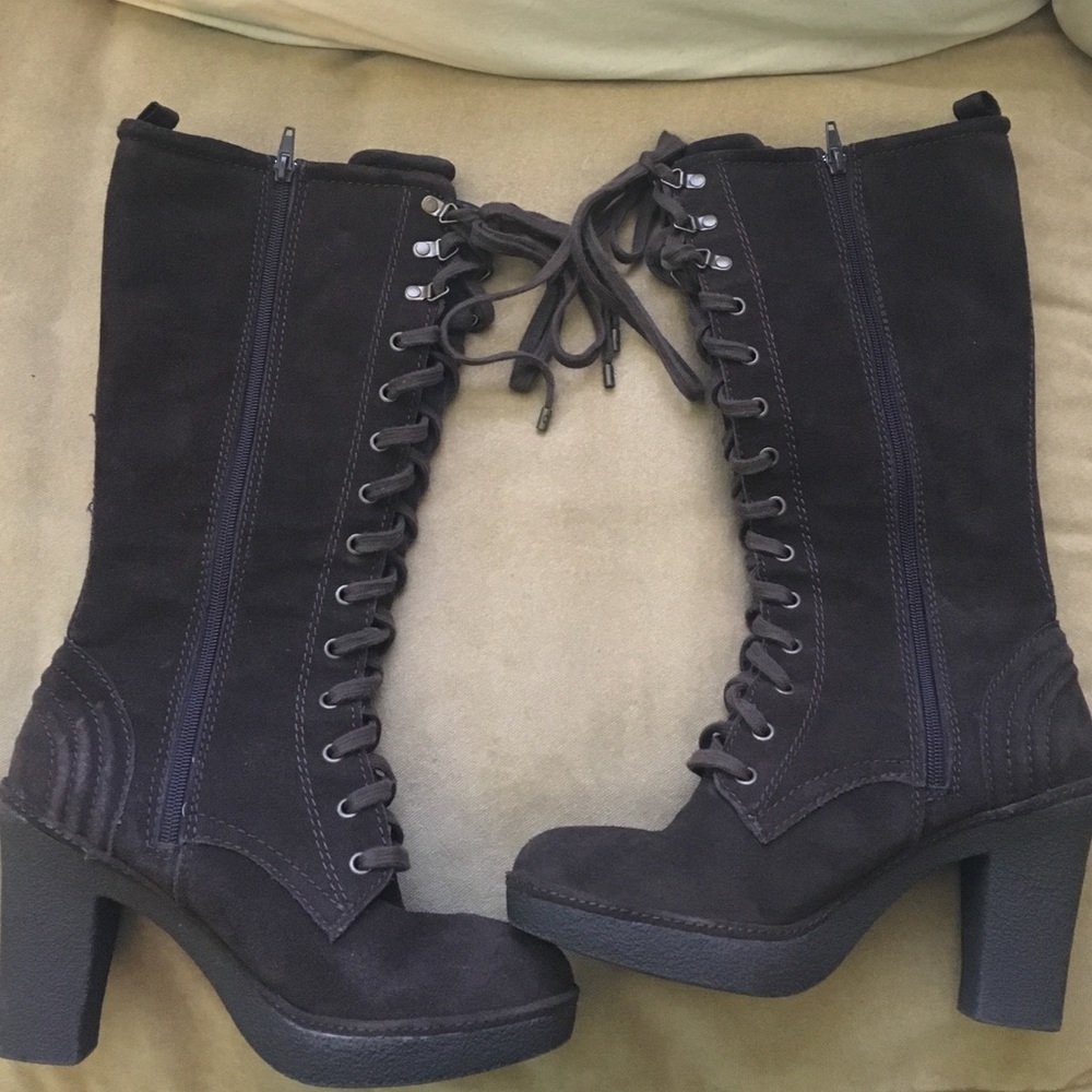 Juicy Couture brown lace-up suede boots